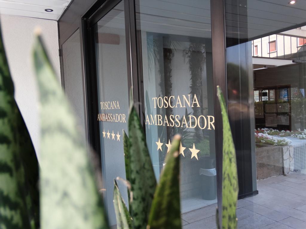 Toscana Ambassador Поджибонси Екстериор снимка